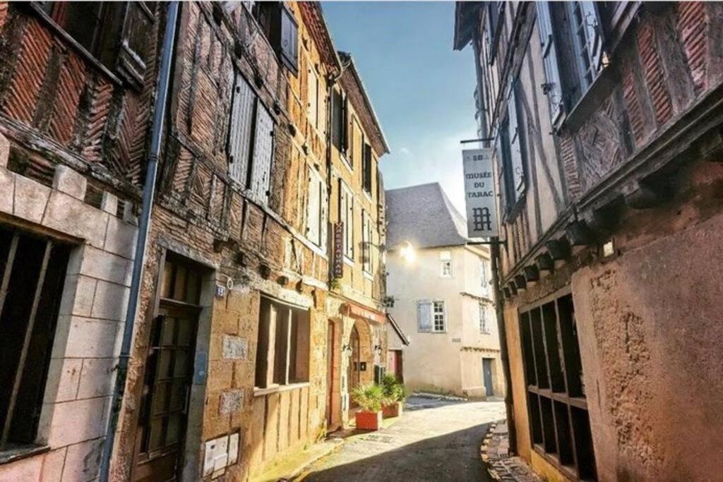 Appartement Au Coeur Du Centre Historique Bergerac Extérieur photo